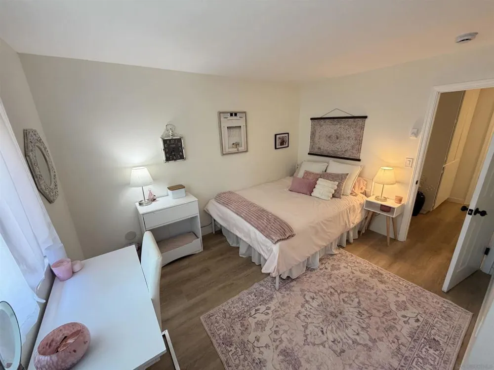 6576 Bell Bluff Ave #B San Diego, CA 92119