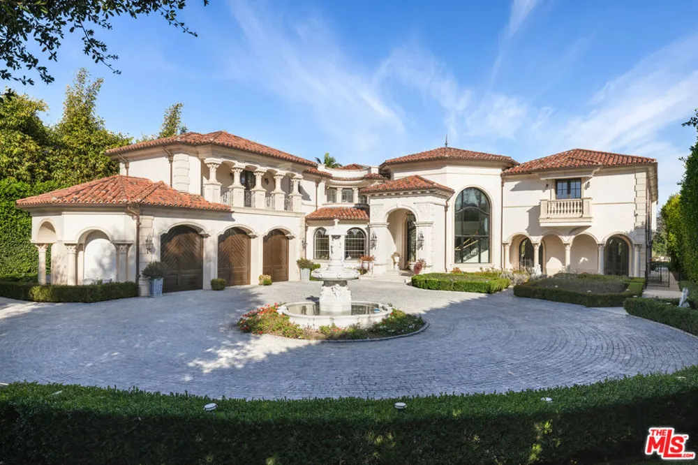 274 Tigertail Road Los Angeles, CA 90049
