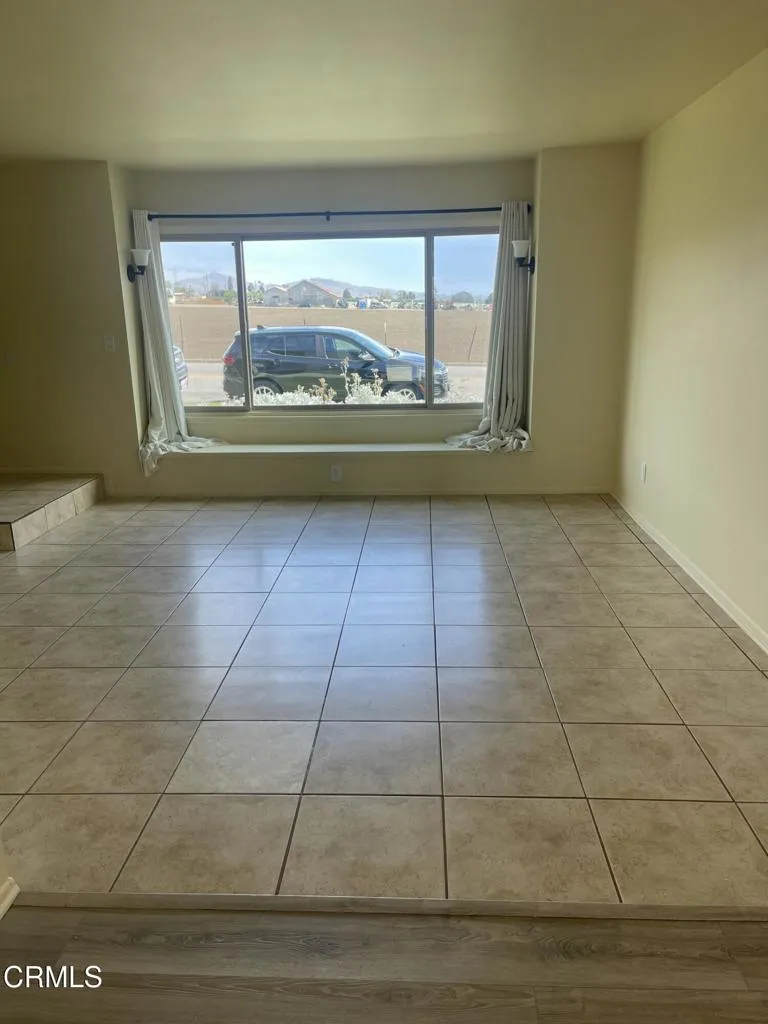 1203 Nilgai Place Ventura, CA 93003
