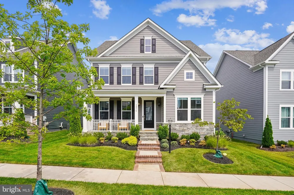 1974 SERVICEBERRY ROAD Dumfries, VA 22026