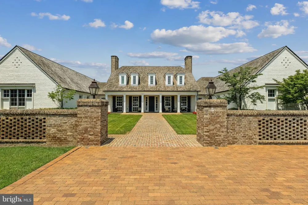 1974 SERVICEBERRY ROAD Dumfries, VA 22026