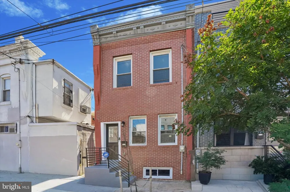 2208 E DICKINSON STREET Philadelphia, PA 19146