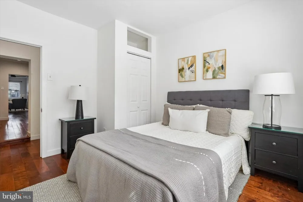 2208 E DICKINSON STREET Philadelphia, PA 19146