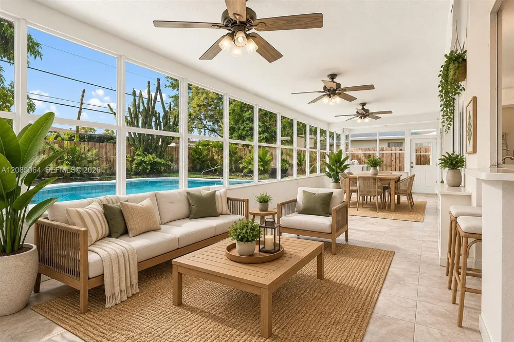 7470 NW 21st Ct Sunrise, FL 33313