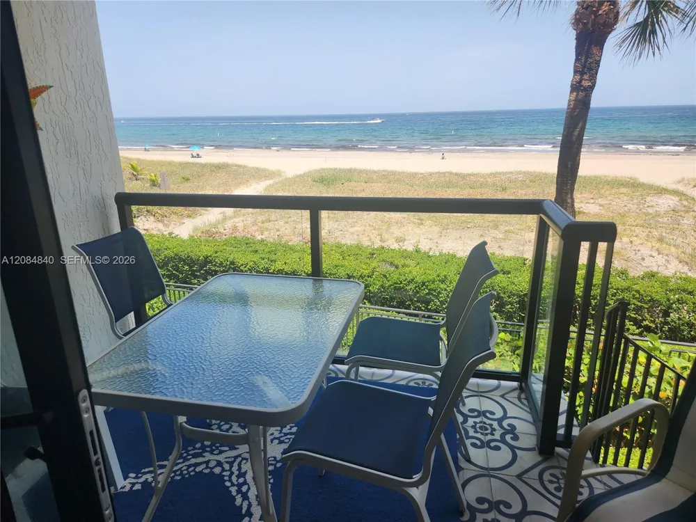 550 NE 21ST AVE #6 Deerfield Beach, FL 33441