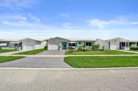 2083 SW 13th Ave