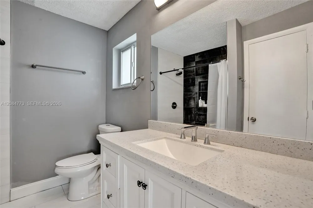 2083 SW 13th Ave Boynton Beach, FL 33426