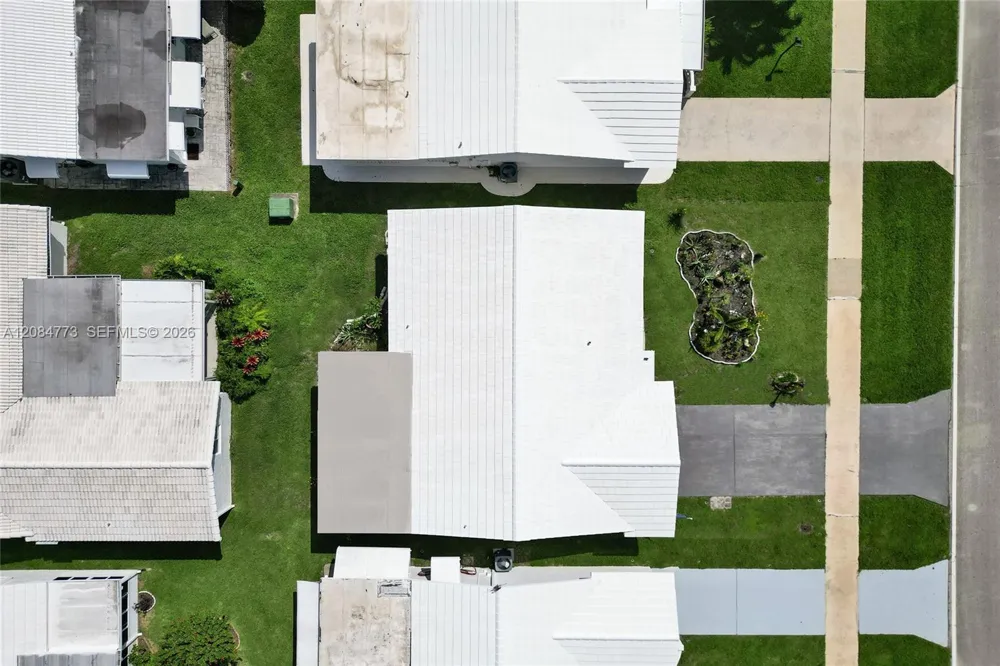 2083 SW 13th Ave Boynton Beach, FL 33426