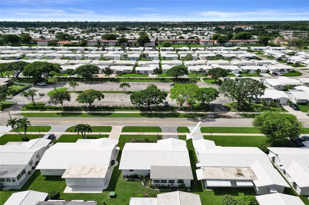 2083 SW 13th Ave Boynton Beach, FL 33426