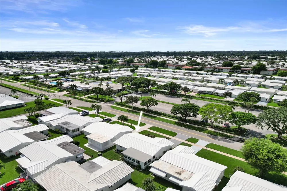 2083 SW 13th Ave Boynton Beach, FL 33426