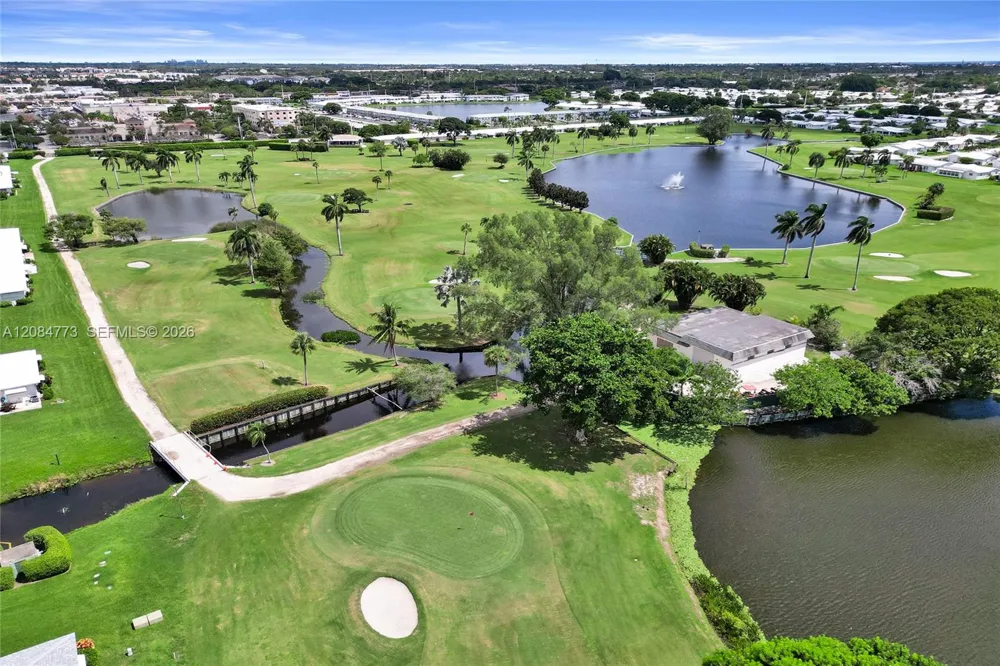 2083 SW 13th Ave Boynton Beach, FL 33426