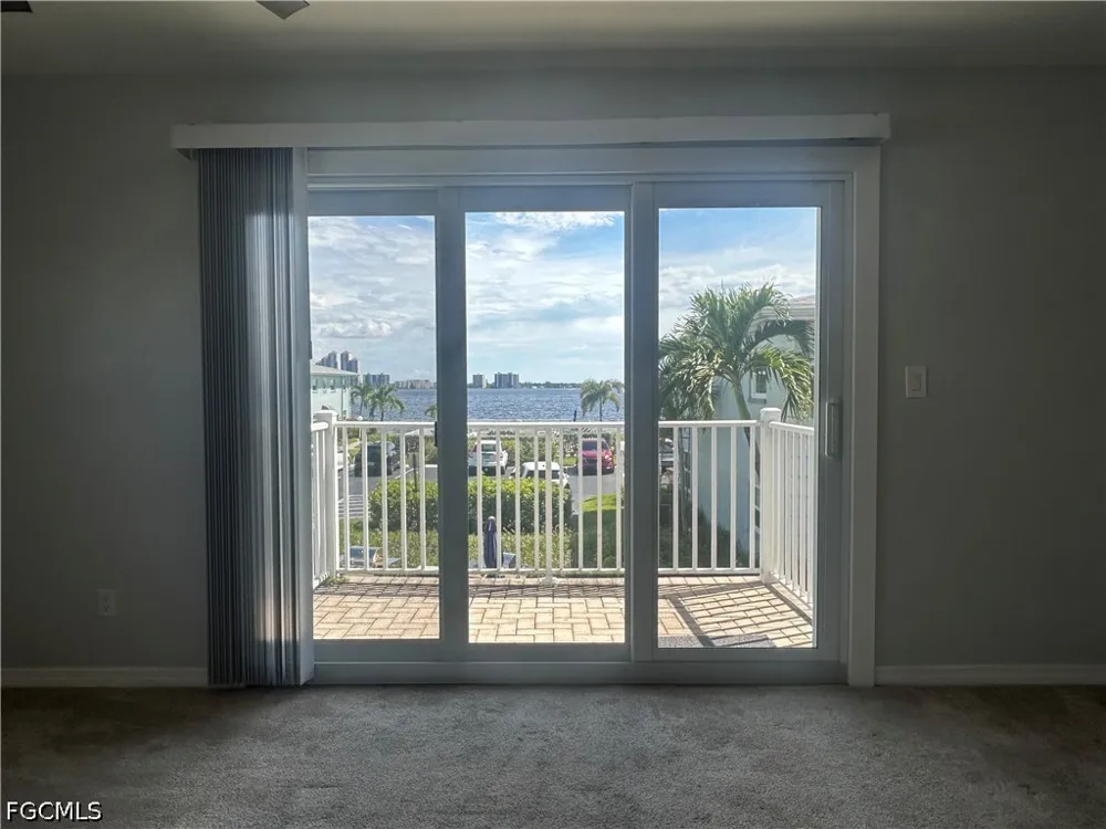 Key Drive #4 North Fort Myers, FL 33903