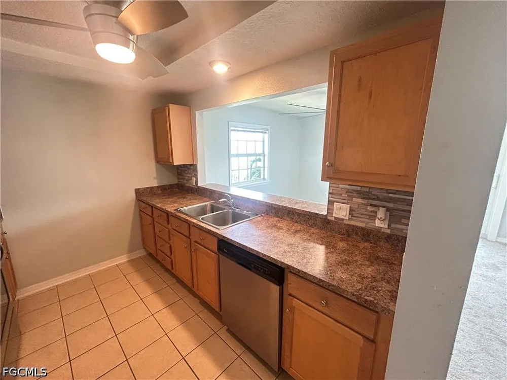 Key Drive #4 North Fort Myers, FL 33903