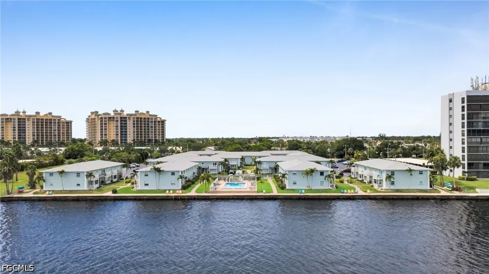 Key Drive #4 North Fort Myers, FL 33903