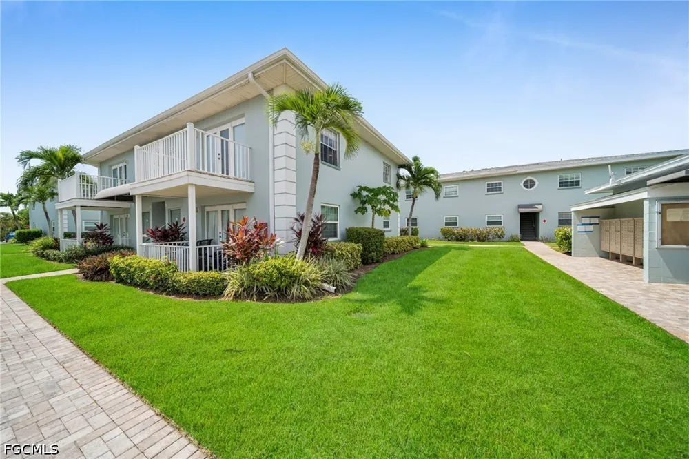 Key Drive #4 North Fort Myers, FL 33903
