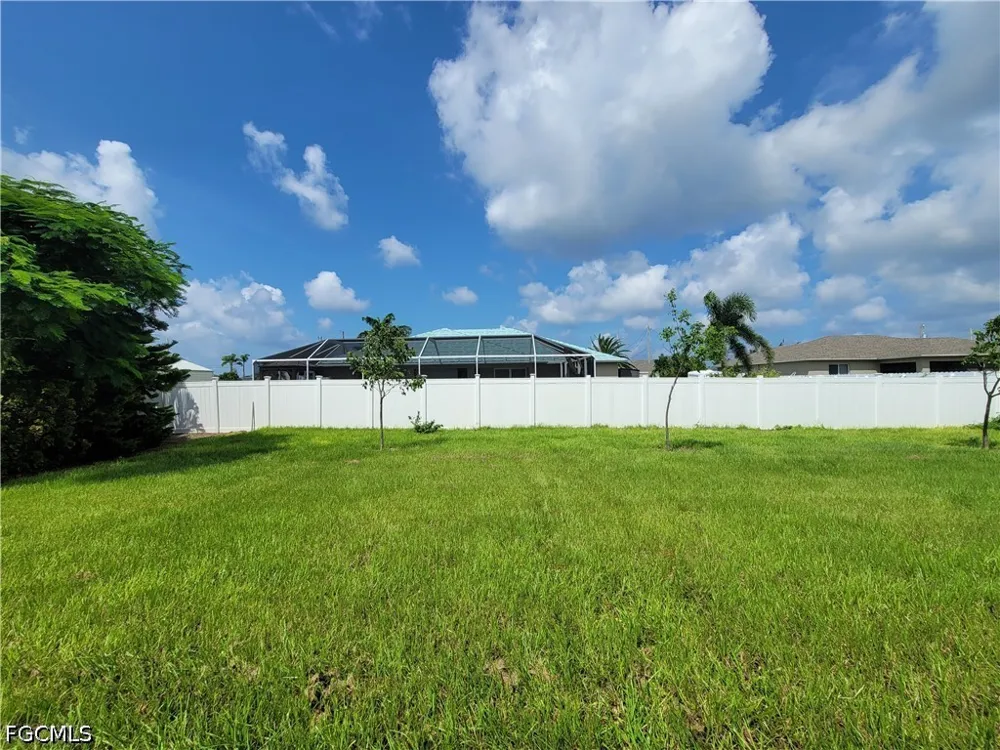 SW 19th Avenue Cape Coral, FL 33991