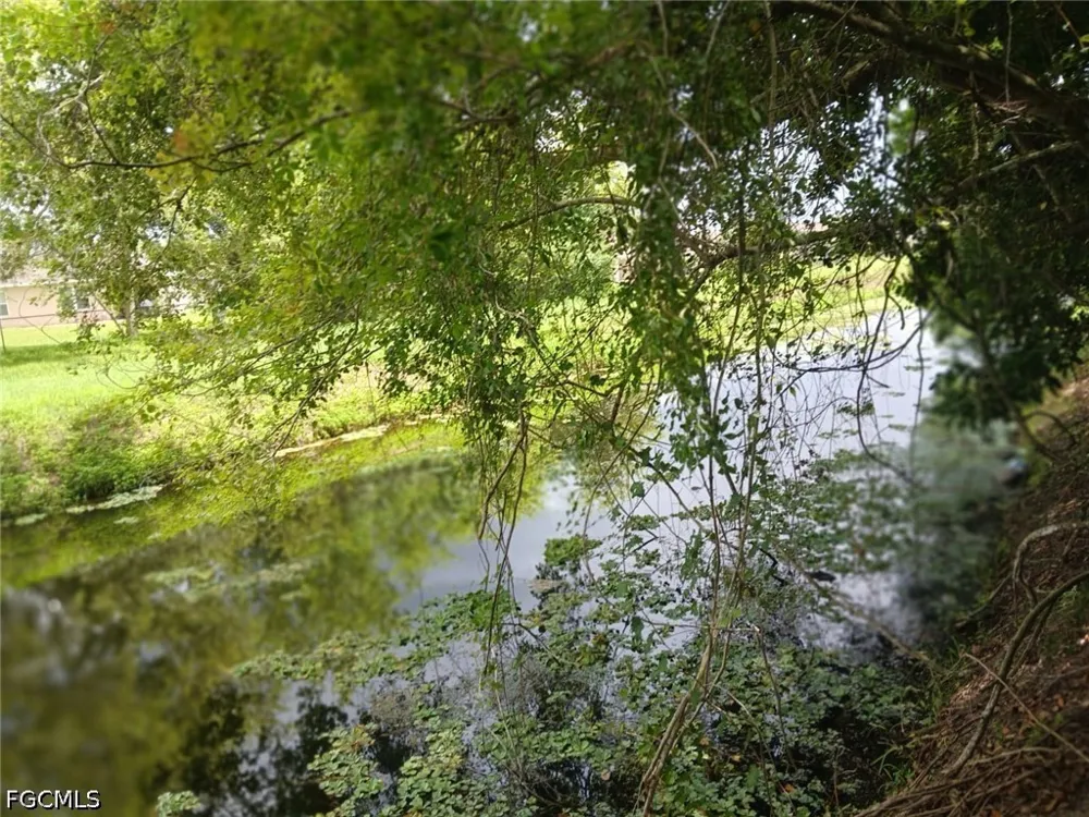 Valley Drive Lehigh Acres, FL 33936