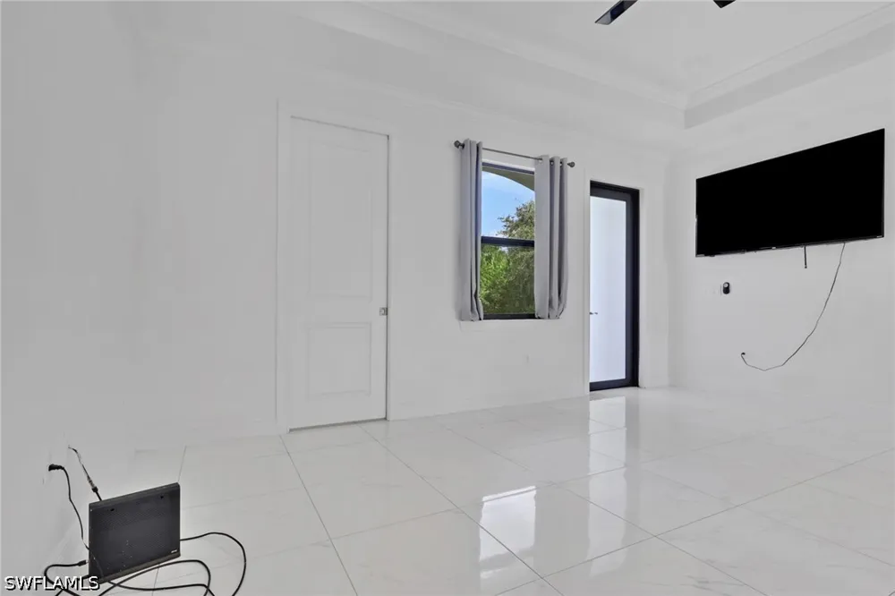 24th Avenue NE Naples, FL 34120