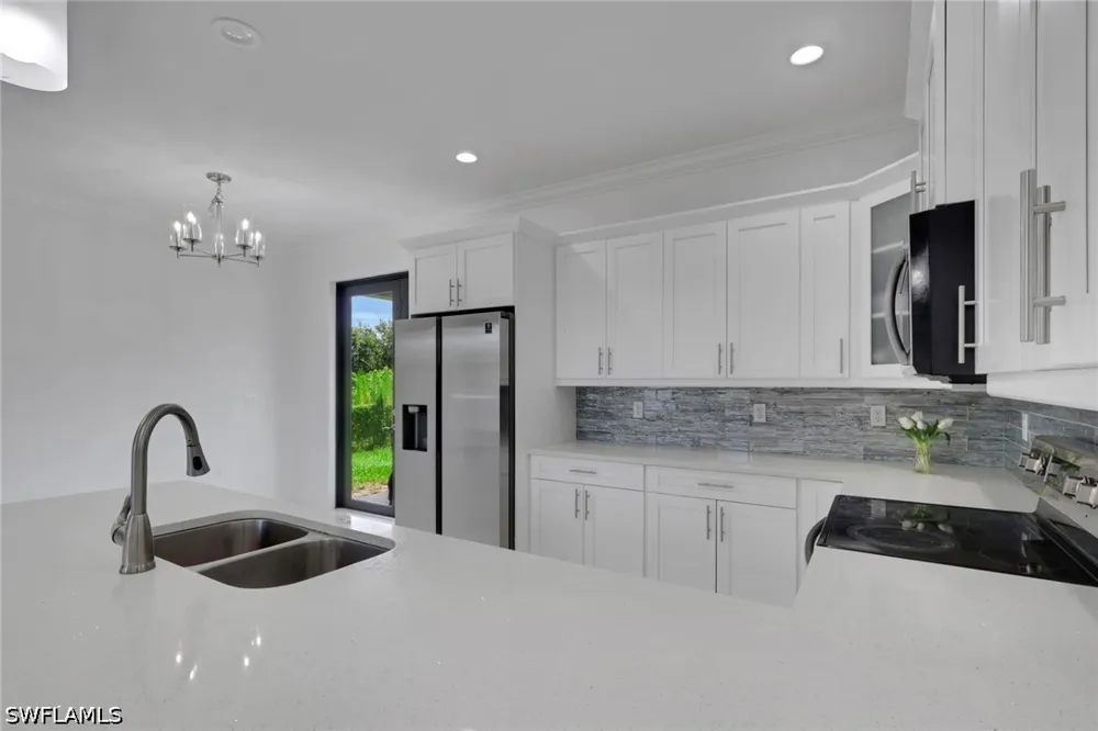 24th Avenue NE Naples, FL 34120