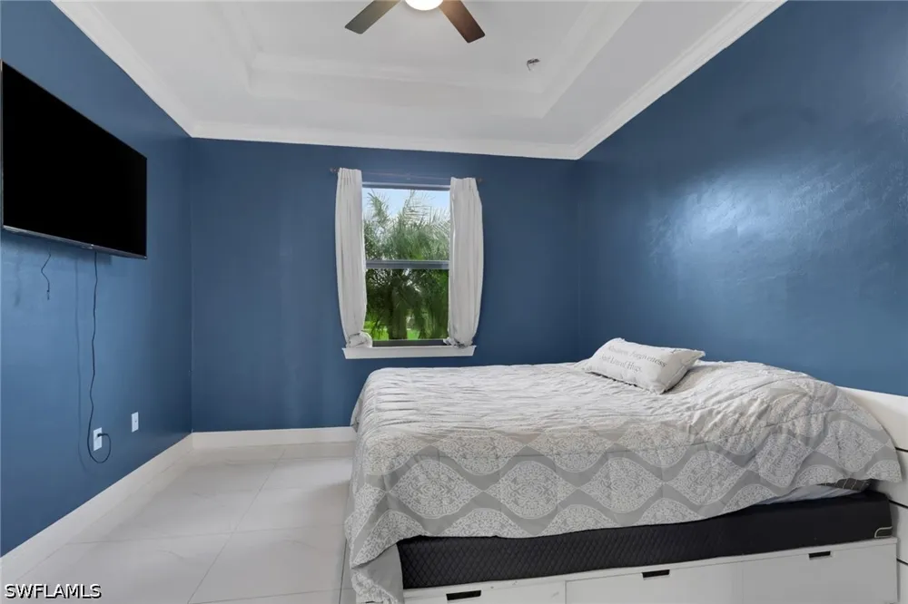 24th Avenue NE Naples, FL 34120