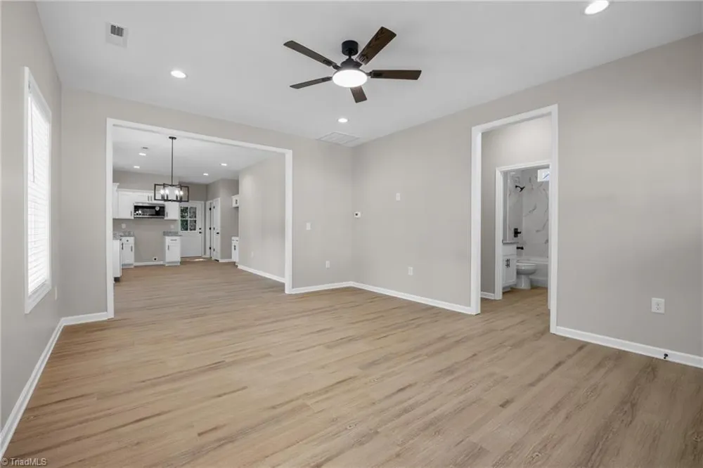 806 High Street Burlington, NC 27215