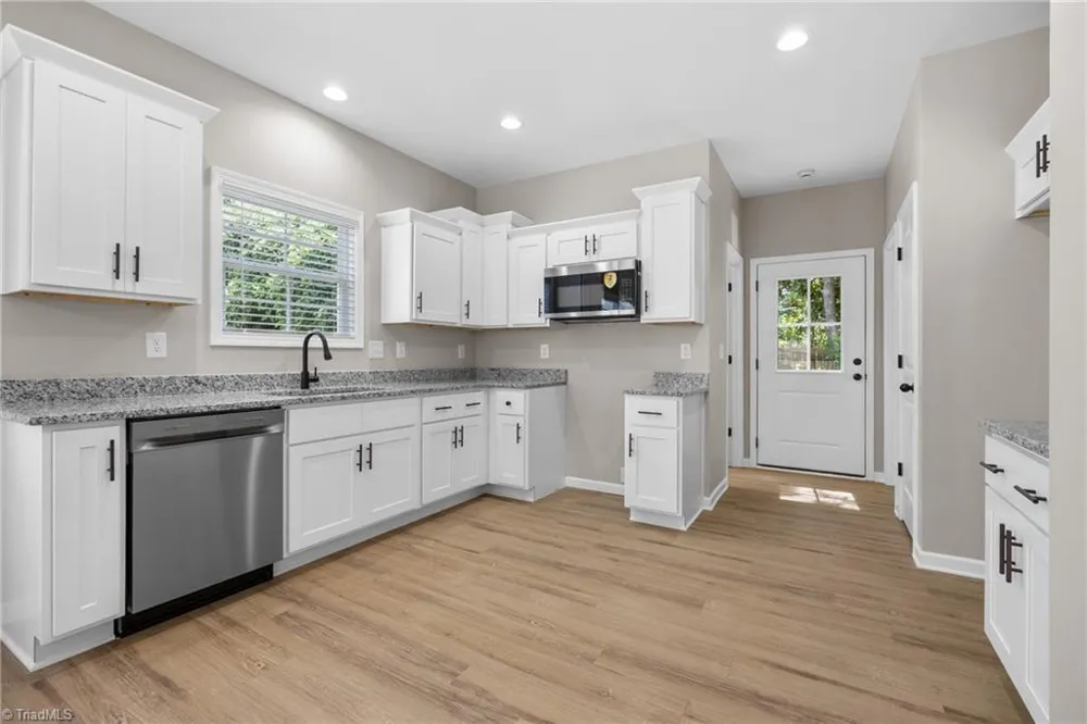 806 High Street Burlington, NC 27215