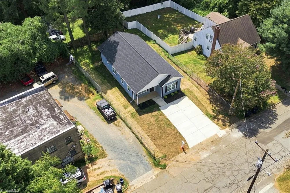 806 High Street Burlington, NC 27215