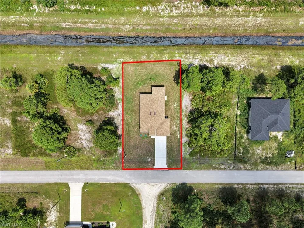 1035 Bandera Street Lehigh Acres, FL 33974