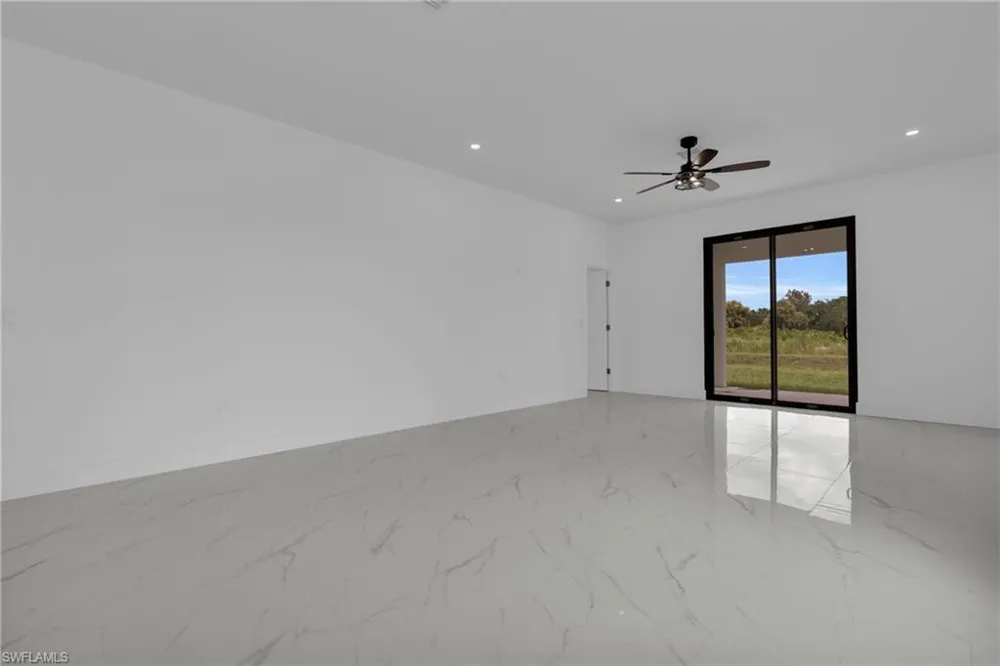 1035 Bandera Street Lehigh Acres, FL 33974
