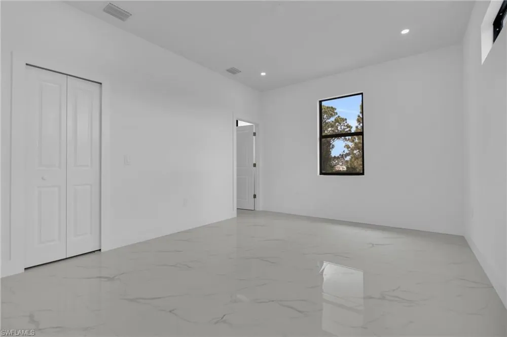 1035 Bandera Street Lehigh Acres, FL 33974