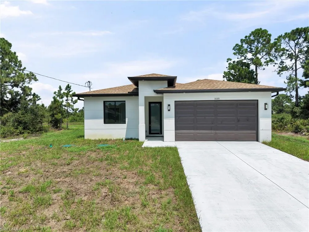 1035 Bandera Street Lehigh Acres, FL 33974