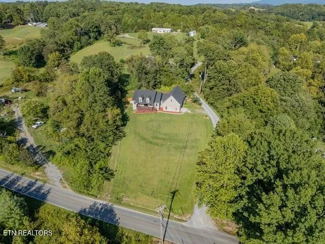 3110 Nevils Way Sevierville, TN 37876
