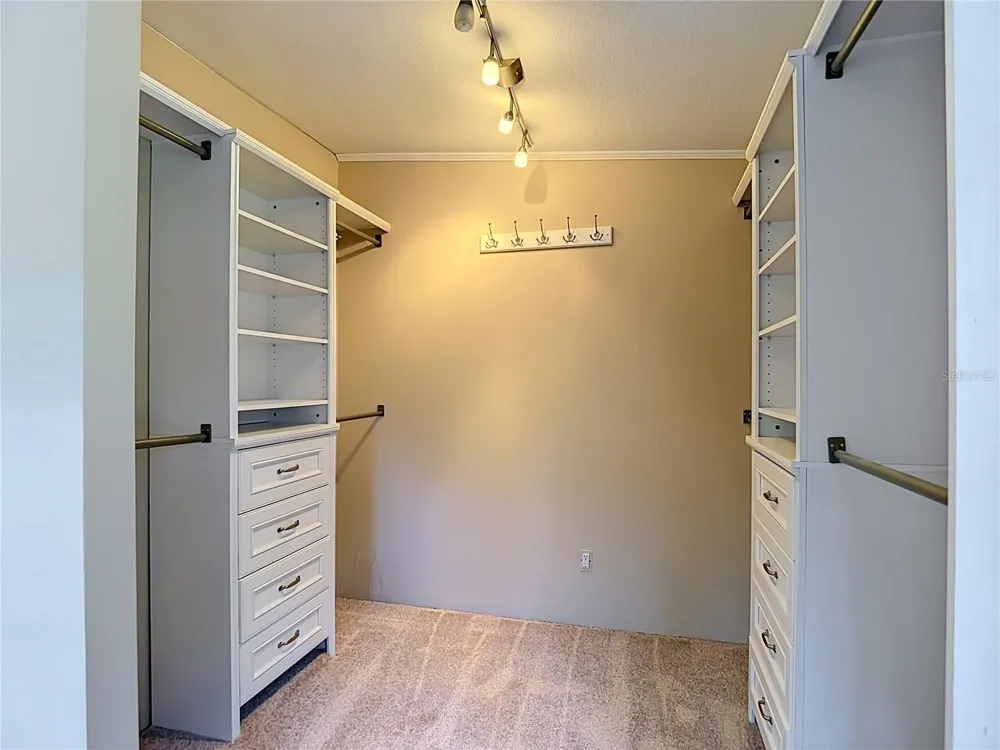 17235 CARLESIMO AVENUE Spring Hill, FL 34610