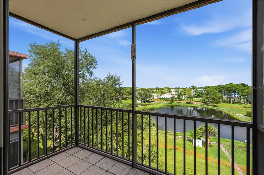 8174 TERRACE GARDEN DRIVE #507 St Petersburg, FL 33709