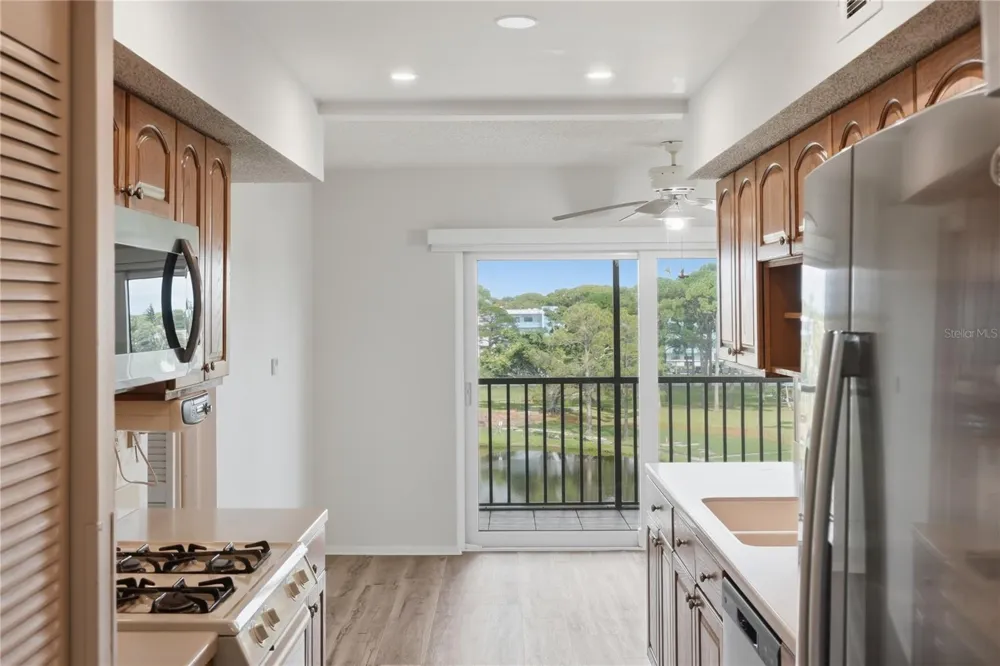 8174 TERRACE GARDEN DRIVE #507 St Petersburg, FL 33709