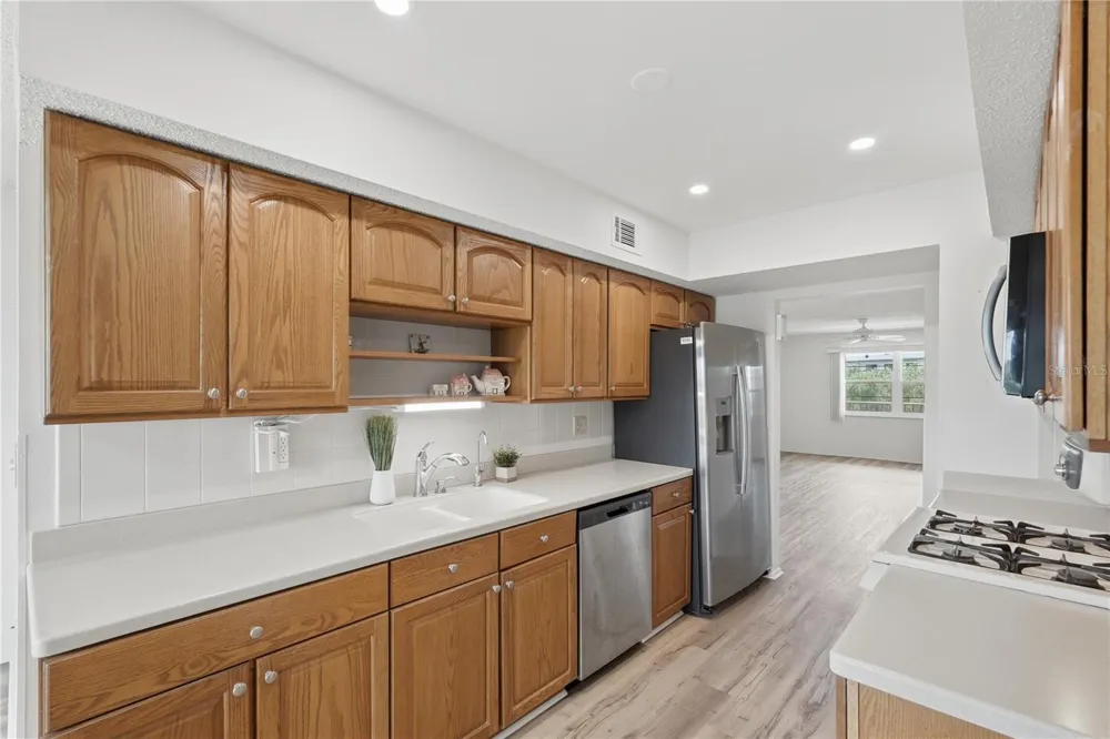 8174 TERRACE GARDEN DRIVE #507 St Petersburg, FL 33709