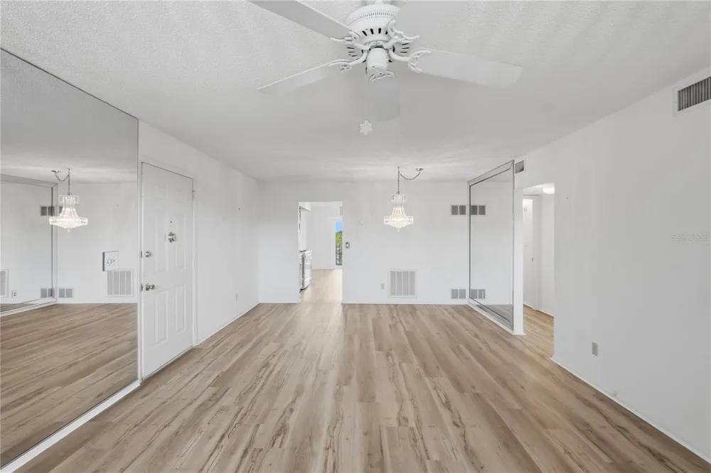 8174 TERRACE GARDEN DRIVE #507 St Petersburg, FL 33709