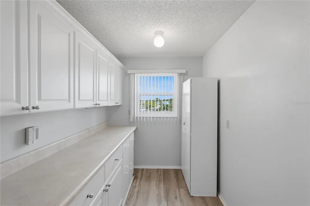 8174 TERRACE GARDEN DRIVE #507 St Petersburg, FL 33709