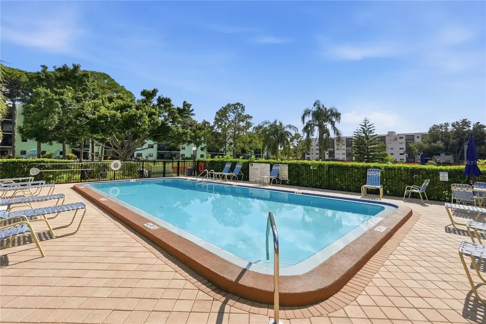 8174 TERRACE GARDEN DRIVE #507 St Petersburg, FL 33709