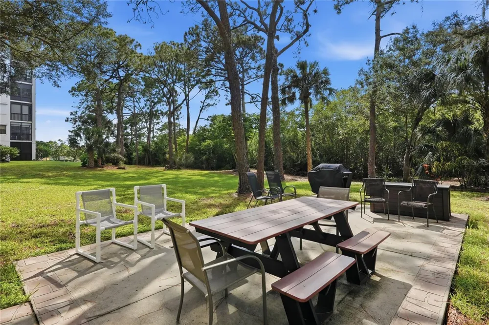 8174 TERRACE GARDEN DRIVE #507 St Petersburg, FL 33709