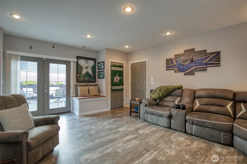 218 B STREET Cosmopolis, WA 98537