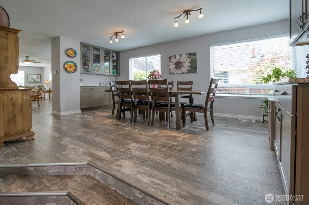 218 B STREET Cosmopolis, WA 98537