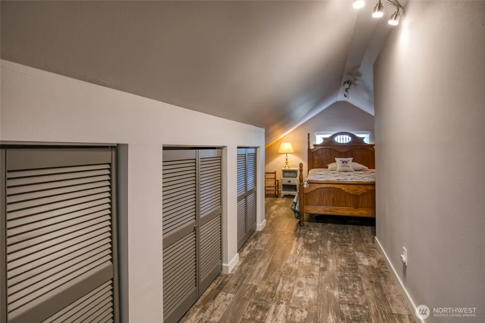 218 B STREET Cosmopolis, WA 98537