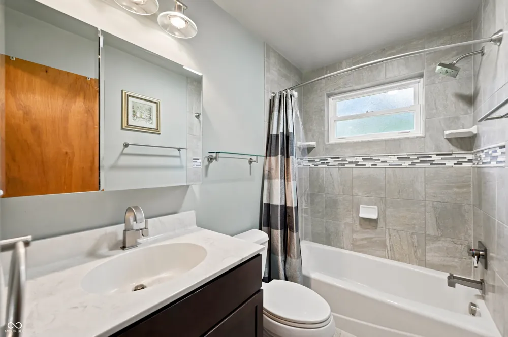 8027 E Troy Avenue Indianapolis, IN 46239