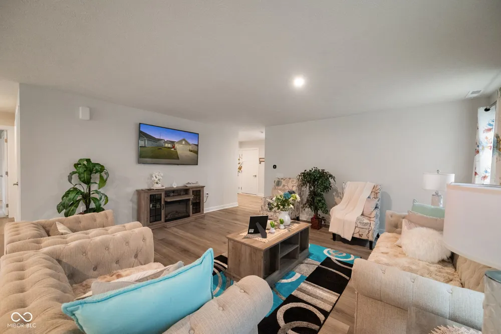 2751 Sand Hollow Drive Lebanon, IN 46052
