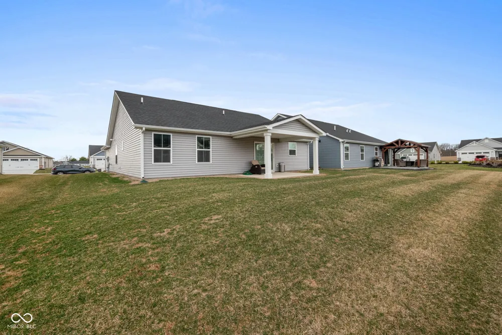 2751 Sand Hollow Drive Lebanon, IN 46052
