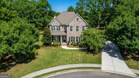 1068 Pebble Creek Way