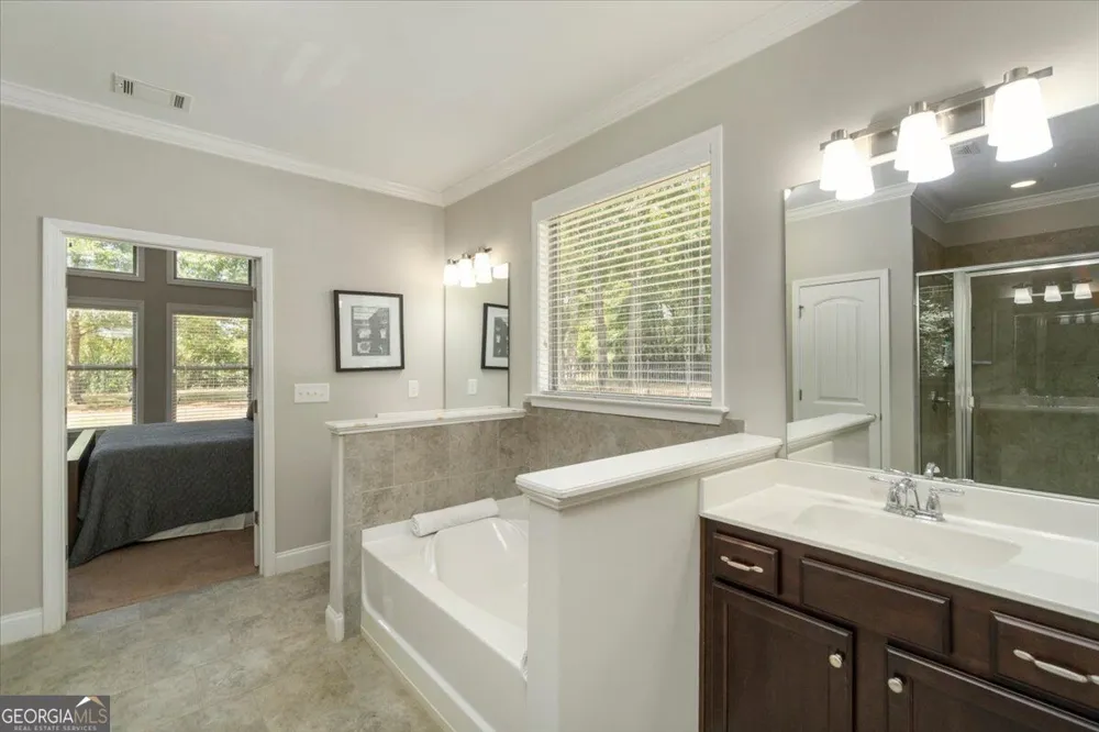 1068 Pebble Creek Way Watkinsville, GA 30677