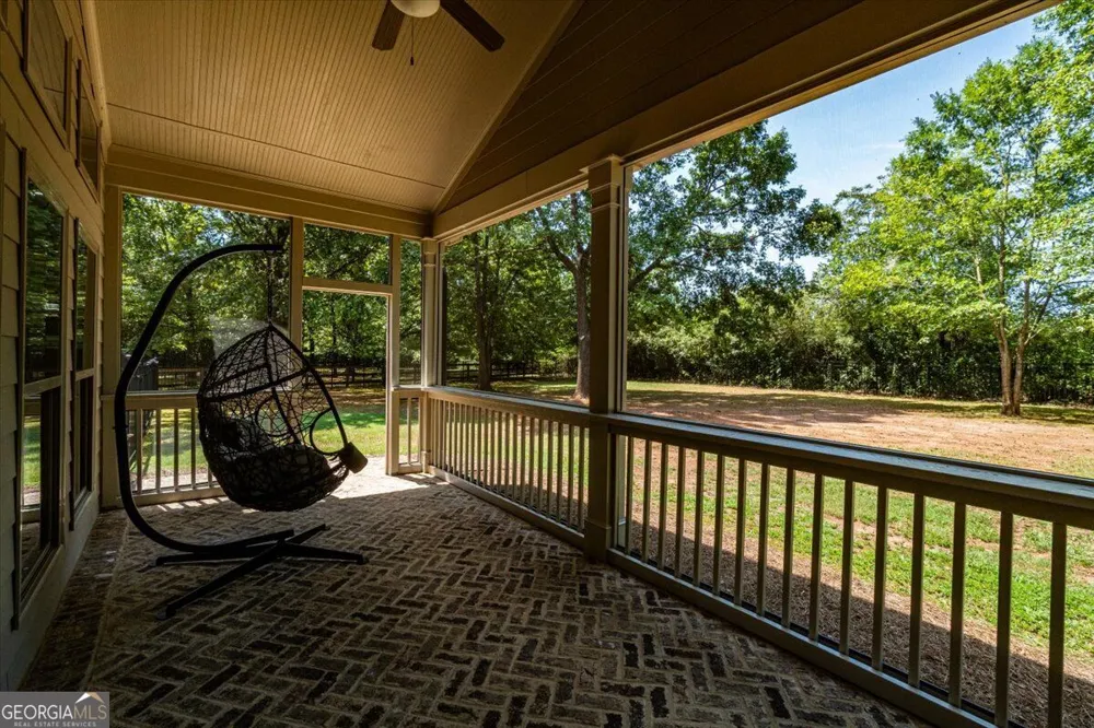 1068 Pebble Creek Way Watkinsville, GA 30677