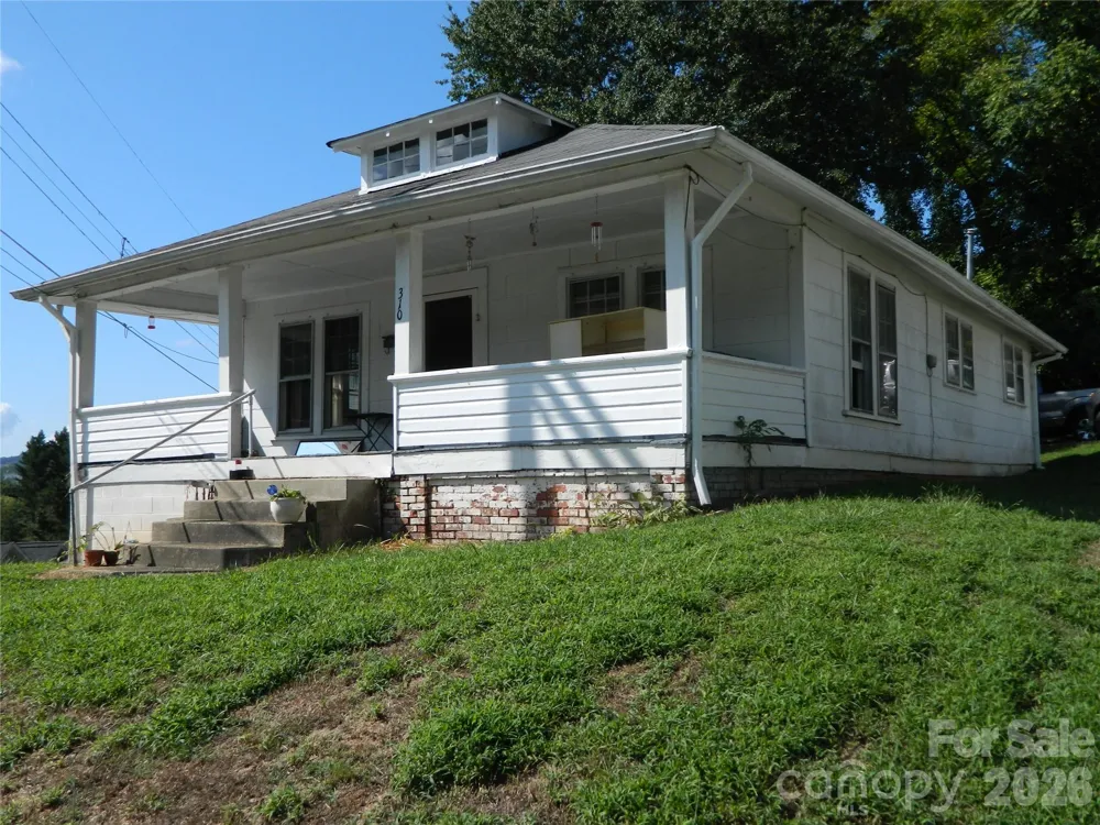 310 Reform Street SW Lenoir, NC 28645